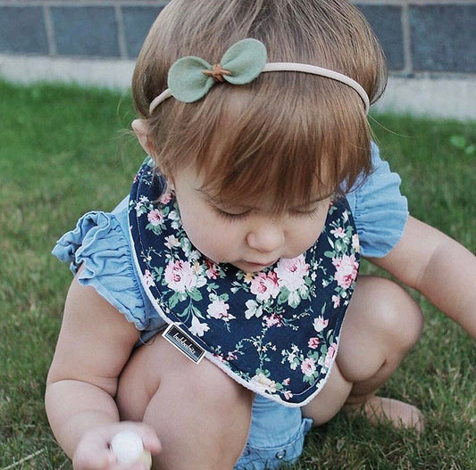 🍼 Why Bibs Are More Than Just a Mealtime Accessory