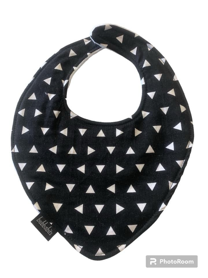 Dribble Bib - Mono triangles