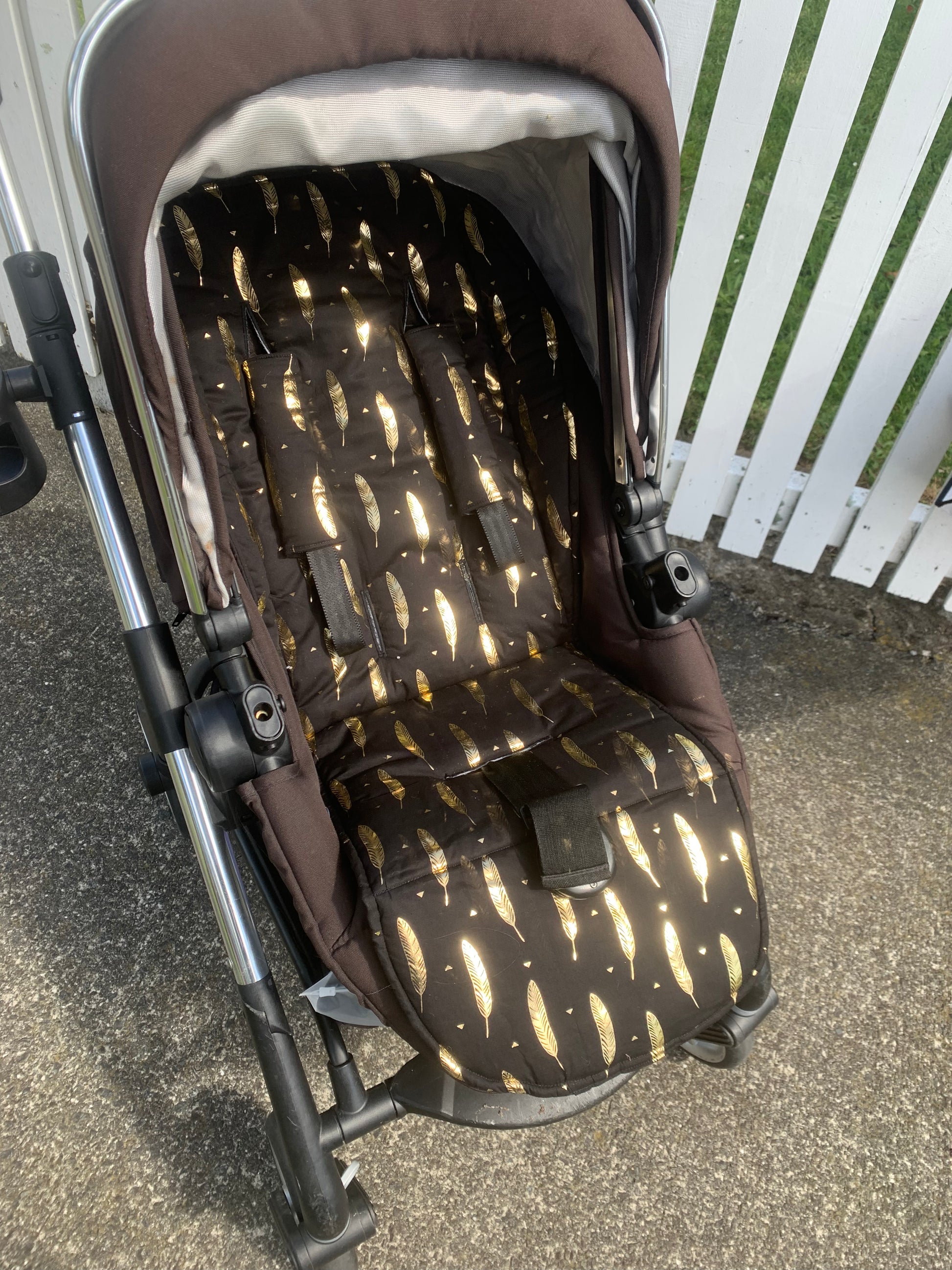 Pram Rts Universal Fit Pram Liners - Gold Feathers – Bubbabits