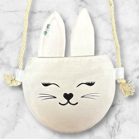 Bunny bag with embroidery ear